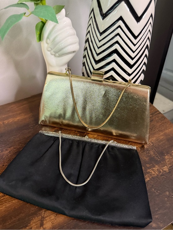American Vintage Handbags - Vintage Clutch Bundle